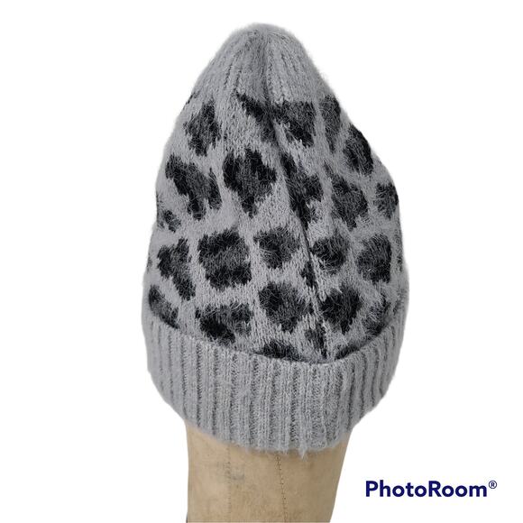 LOF gray leopard knit stocking cap New with tag - Picture 4 of 6